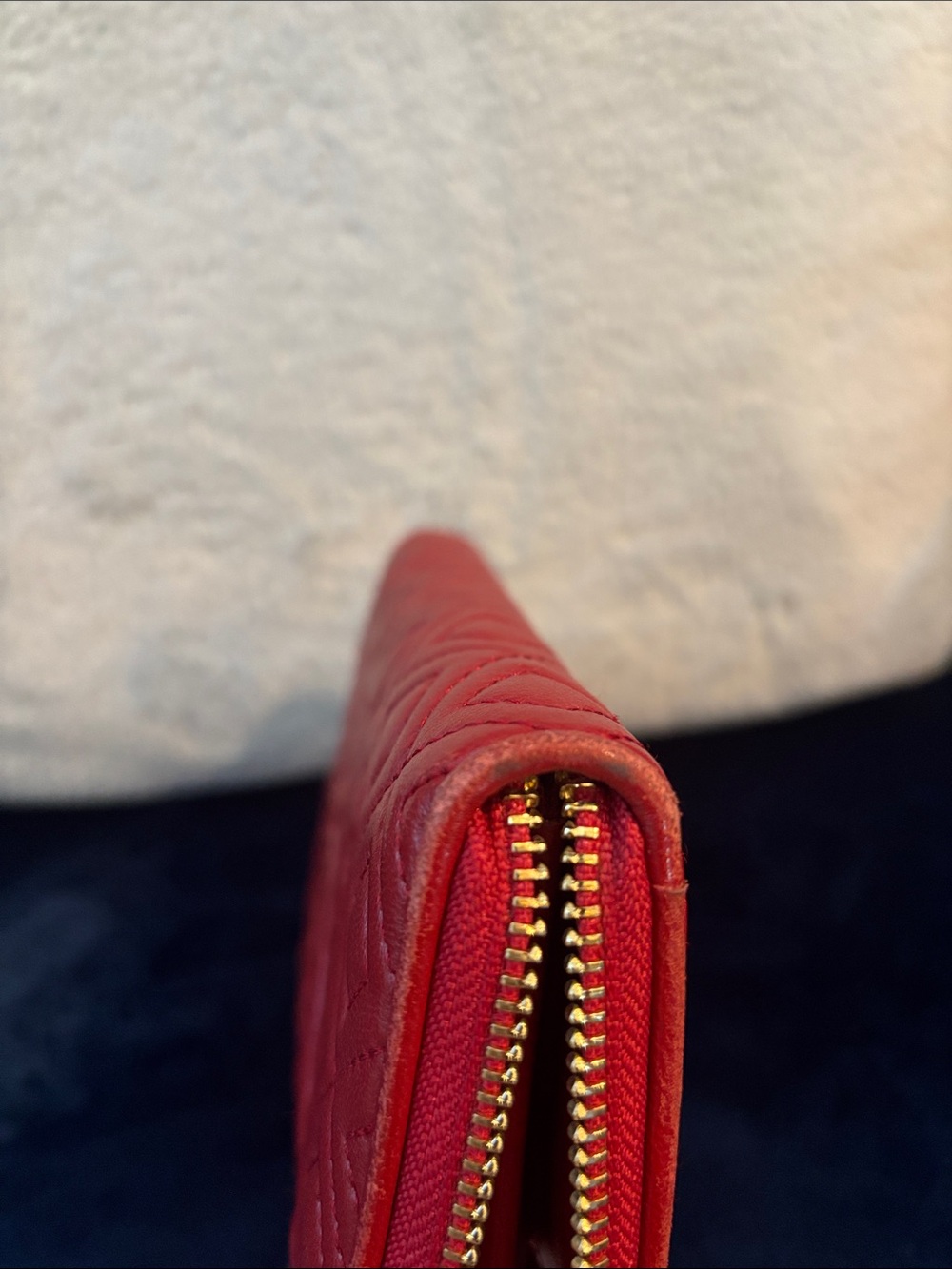 Tory Burch Quilted Red Zip-Around Leather Wallet with Logo - Picture 6 of 6